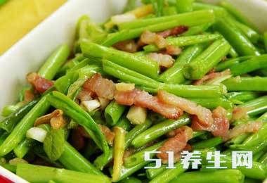 这种家常蔬菜是碱性食物，营养是西红柿的12倍，常吃能预防肠癌