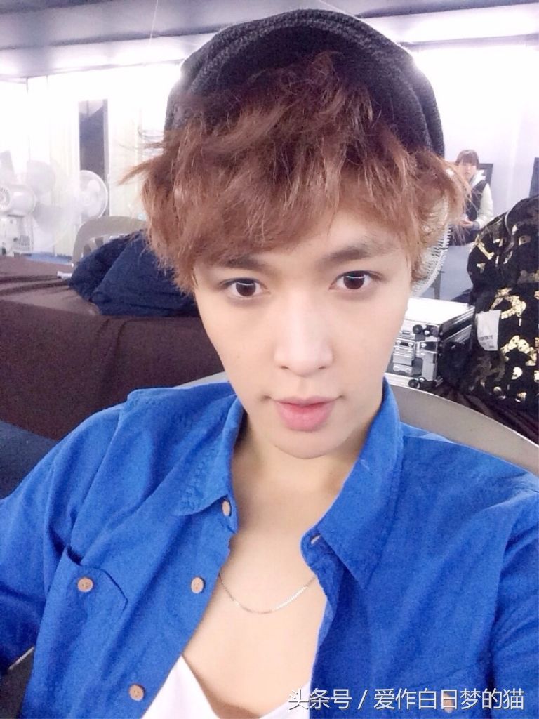 明星的粉丝团都叫什么名字?霸气的有,暖心的有