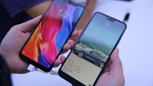 首发!荣耀10 VS 小米8史上最全面对比评测