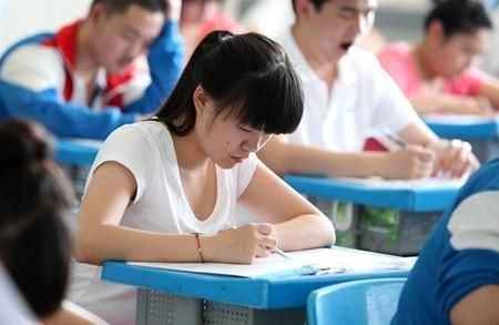 高考考生,中美贸易战对你影响很大,你一定要知道这三件事!_【快资讯】