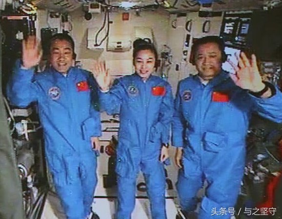 为什么宇航员上太空前，要把指甲全都拔掉?直到今天才知道原因