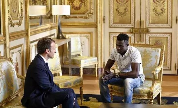 30秒徒手攀爬4层楼救下一个孩子,非法移民小伙