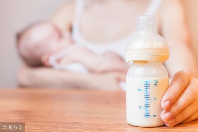 你的母乳太清!没营养!快给宝宝喝奶粉吧!这些谣言你还真信了?
