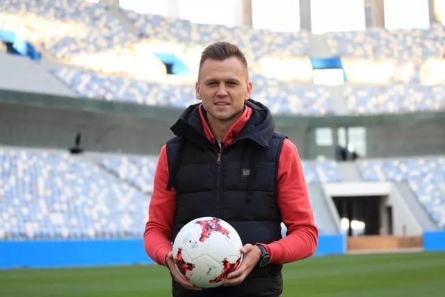 世界杯城市巡礼：我去高尔基的家乡，从不买套娃