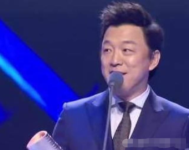 星光大赏黄渤现场遭华少拆台,没想到他会如此