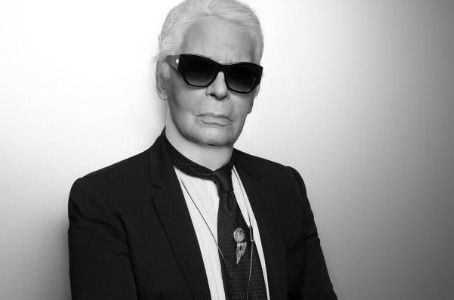 香奈儿艺术总监Karl Lagerfeld于中国元宵节去