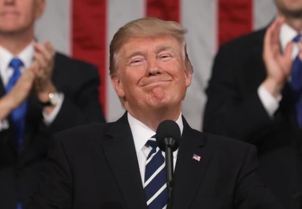 美国贸易战,竟是替俄罗斯、越南送大礼?俄越两