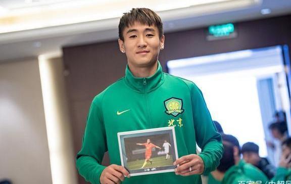 亚泰放行何超的条件曝光:获得2000万元转会费