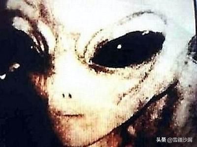ufo外星人事件美国 t01f55ed8086d8c557f.jpg
