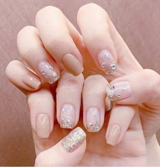 019年流行的5款美甲,显肤色白还高级感!春节放