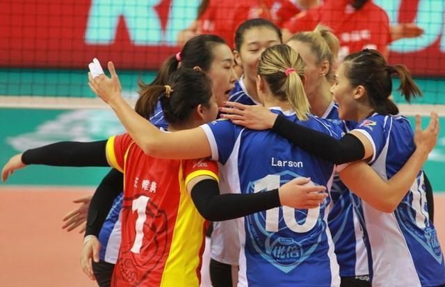 上海女排击败恒大