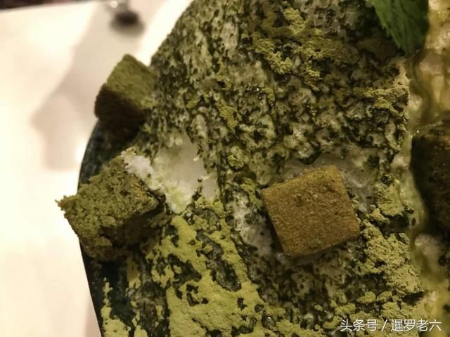 在泰国斯文森冰淇淋店来份“绿茶甜品”，感觉就是在吃“雪”！