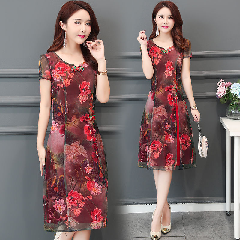 中年妈妈也爱美,这12款裙子洋气又显瘦,很适合