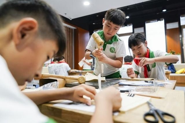 北京中小学生社会大课堂十周年 每学期提供20