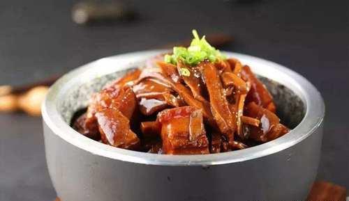 啥菜配红烧肉好吃 t01f65ca74bf86d8920.jpg