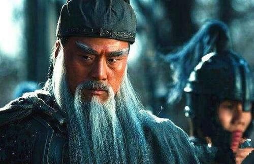 大雨冲了关羽墓,考古队冲进地宫后,眼前的景象