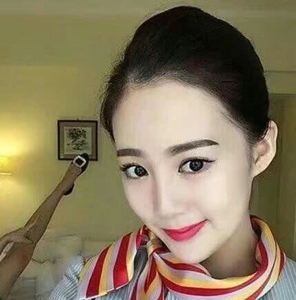 看的一清二楚,就是没穿内衣 白金娱乐会场