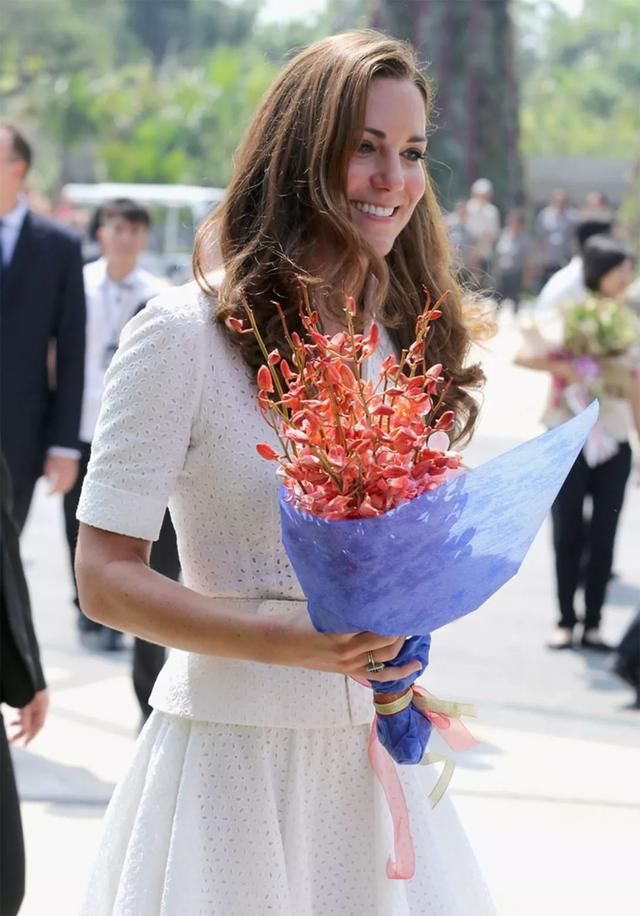 威廉和凯特结婚8年,庆祝纪念日方式很用心,但