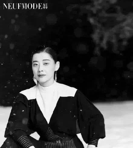 梅婷二婚翻盘,被老公宠出公主病 yg电子
