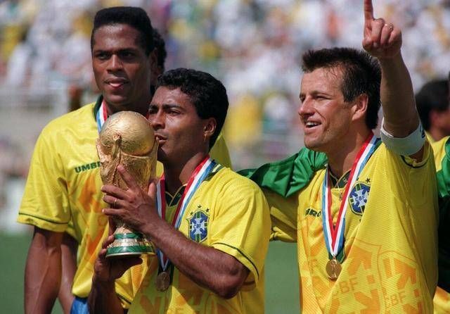 巴西足球史上的黑暗时代为什么会被称为邓