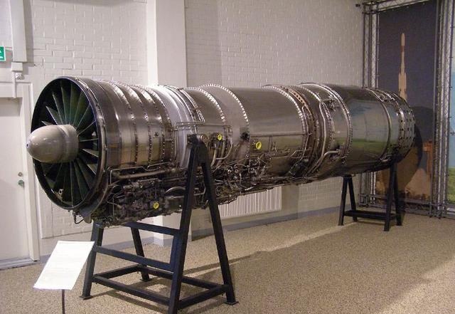 20分钟内起飞一天出动5个架次 瑞典这款战斗机