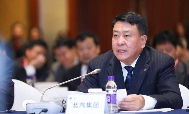 李书福摘牌戴姆勒有“后手”,吉利有望入局北汽混改?
