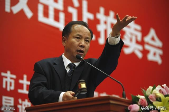 房价这么高我们自己建行吗？论众筹建房的可行性？