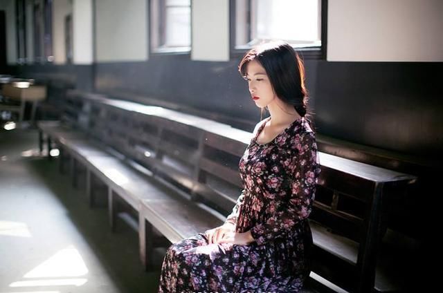 和相恋两年的男友回家拜见准公婆，看见准婆婆的时候，我转身走了