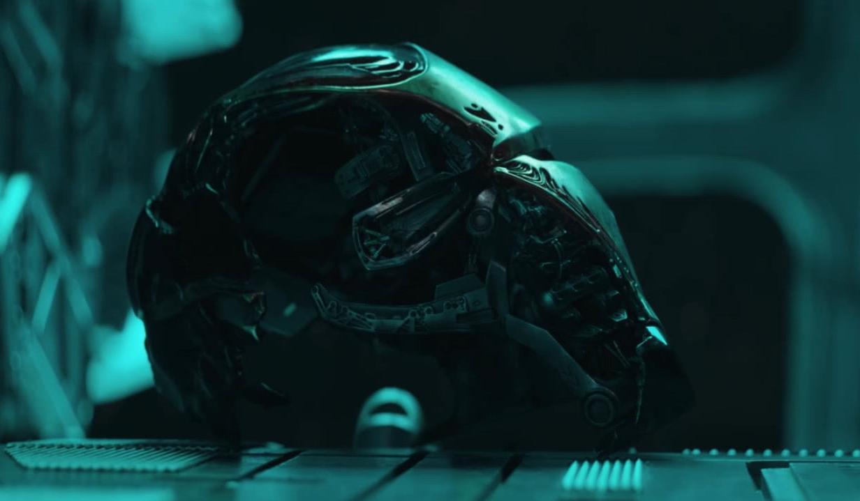 复联4太惨了,钢铁侠陷入绝境留遗书,美国队长