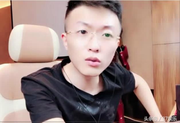 流氓三金开专场!麦序坐满国王九杀八飞哥出言