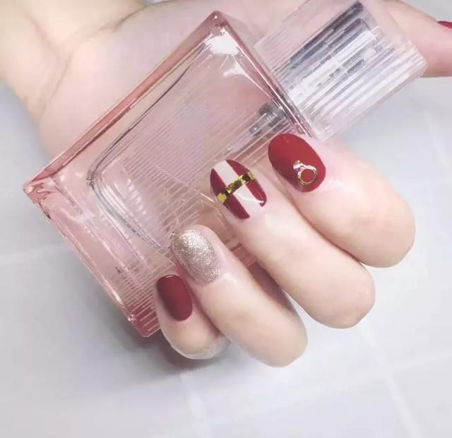 最适合新年的指甲,随便选一款都美!