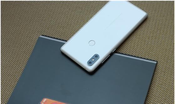 拍照再升级,加入AI场景相机的小米MIX2S为何