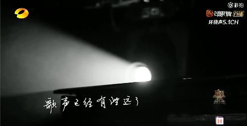 唱歌视频怎么写文案 t01fbb7b74a40ffc18c.jpg