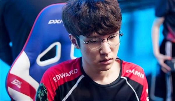 EDG战队夏季赛首秀迎战FPX,厂长还是Haro让