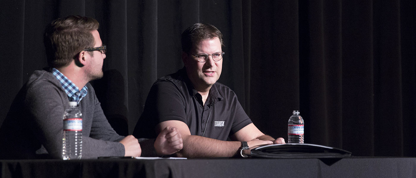 公司集体照拍摄,有哪些经典的拍照姿势?