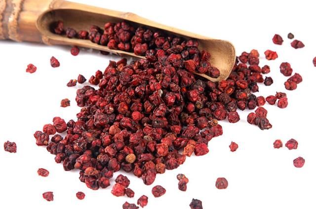 男性同胞可以多多了解一下五味子的性状与作用