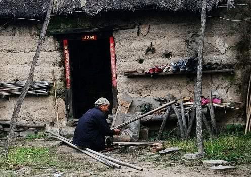 养老危机到来，专家建议每月给农民400元补贴，老农：望早点落实