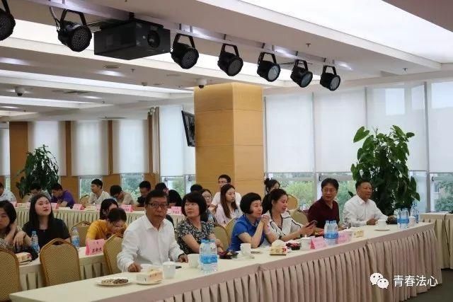 天津二中院执行局党总支开展主题党日活动