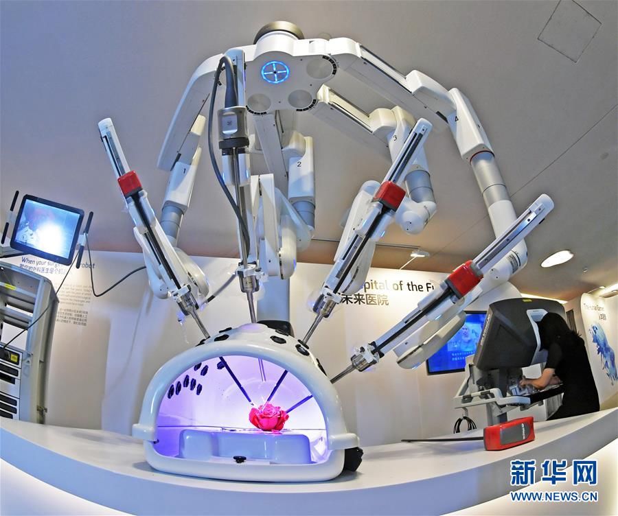 夏季达沃斯上感受科技