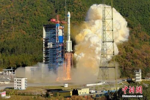 北斗卫星导航系统标志着