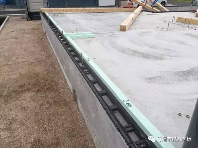 被动房采暖制冷新技术:地埋管新风系统节能建筑的建造过程分享