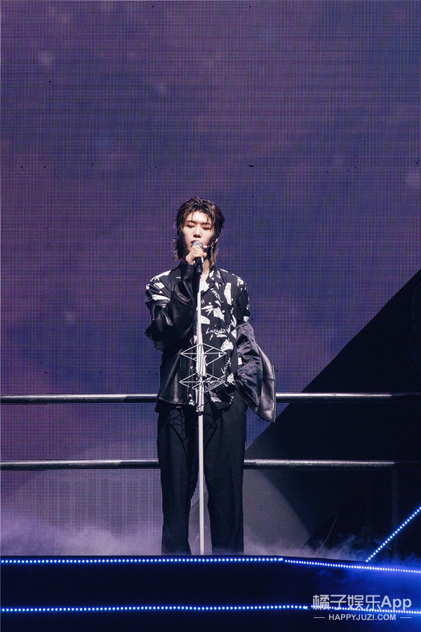 乐华七子NEXT巡演正式启程,新歌初舞台燃爆全