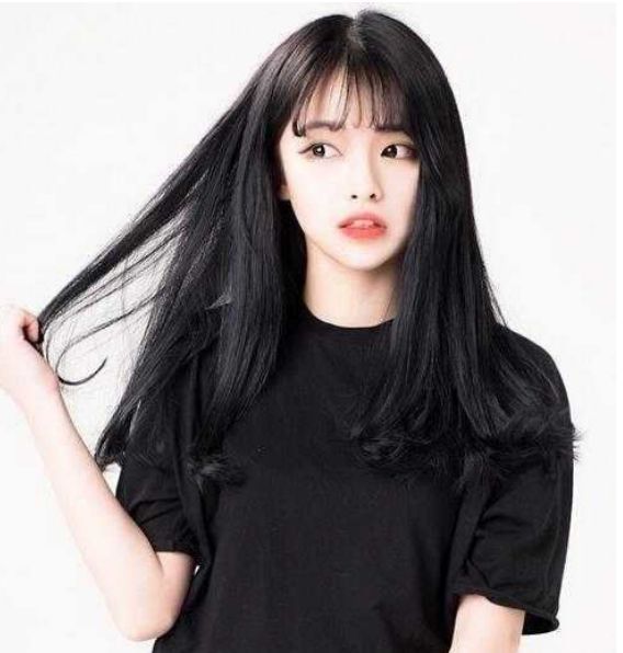2019刘海发型流行趋势 最流行的女生刘海