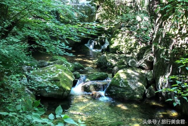 距西安约2小时路程,有个天然的彩虹瀑布,每天仅有5小时观赏时间