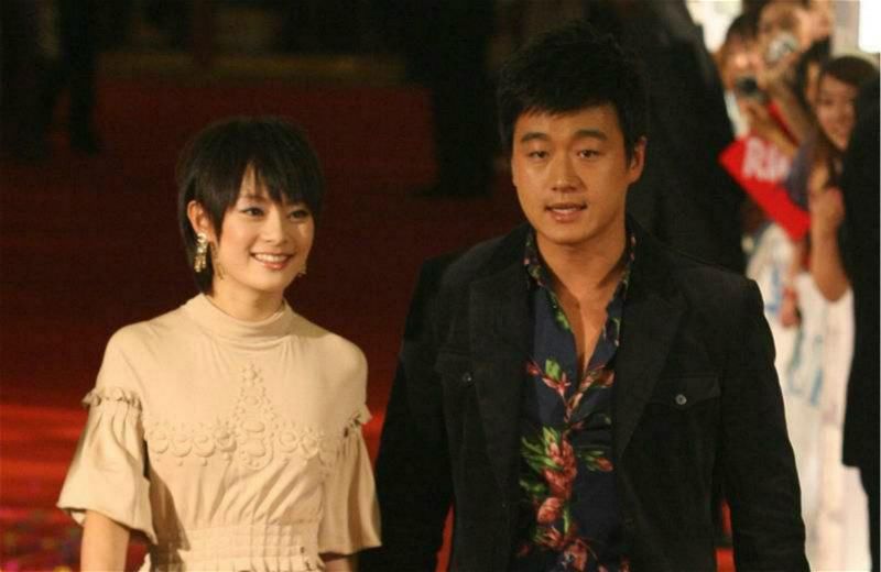 孙俪佟大为再次合作，晒牵手照感叹时间流逝，邓超气得解散工作室