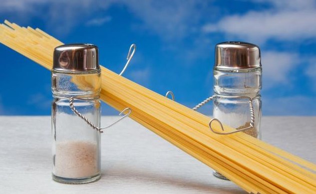 食盐是高血压的祸首,但长期不吃盐,身体会有