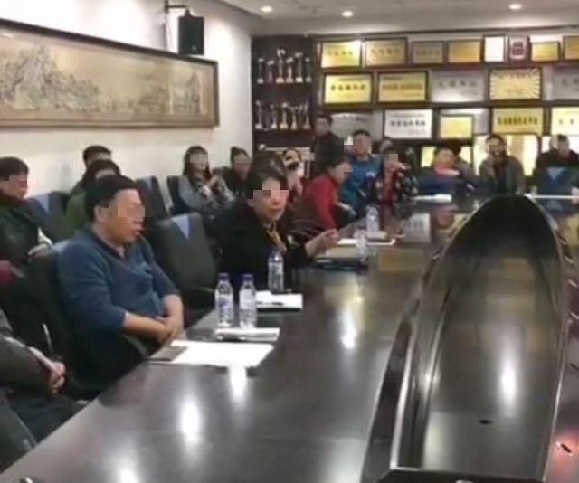 教育局回应女副局长发飙:已道歉,学区不许随便