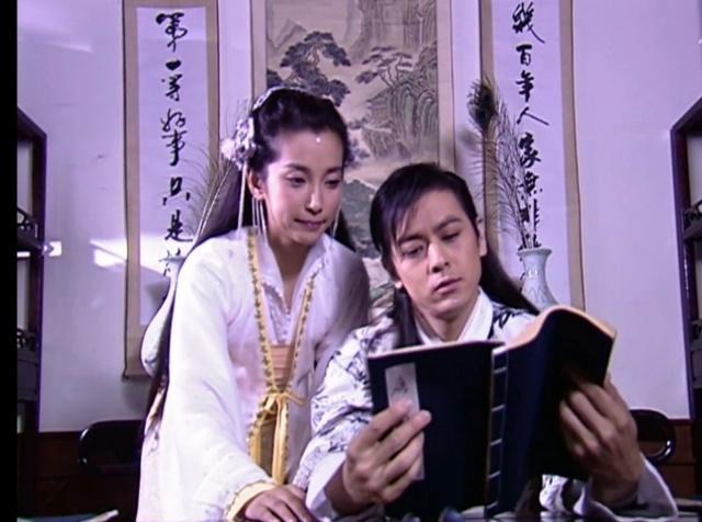 特别是元丰对小翠特别的好,而让小翠感受到家的温暖,而和王元丰感情
