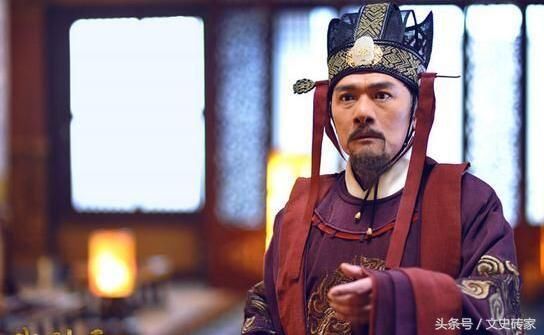 宋齐丘秉性躁狂,常因议论不合与烈祖"翻脸",烈祖