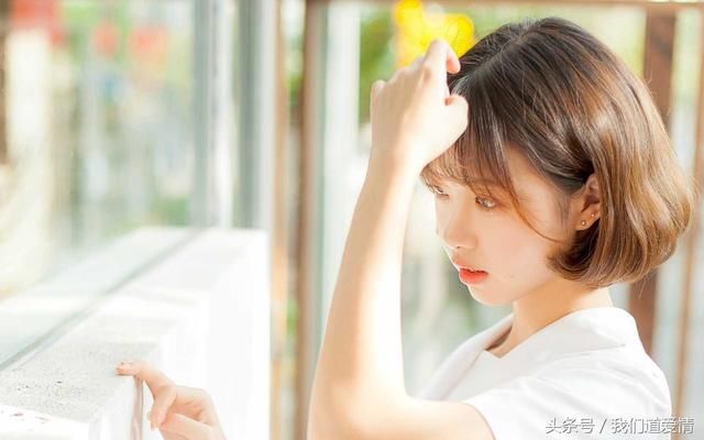 男人太容易"见异思迁",女人要学会这两招,他会主动来巴结你!